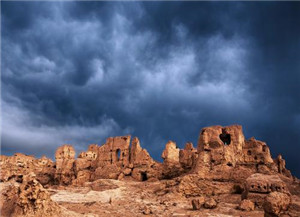 jiaohe-ruins-2.jpg jiaohe-ruins-2.jpg