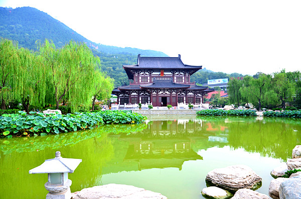 hot spring.jpg hot spring.jpg