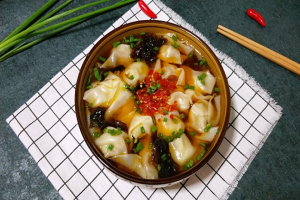 Long Chao Shou Long Chao Shou