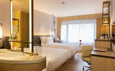 Hotel Garden.jpg Hotel Garden.jpg