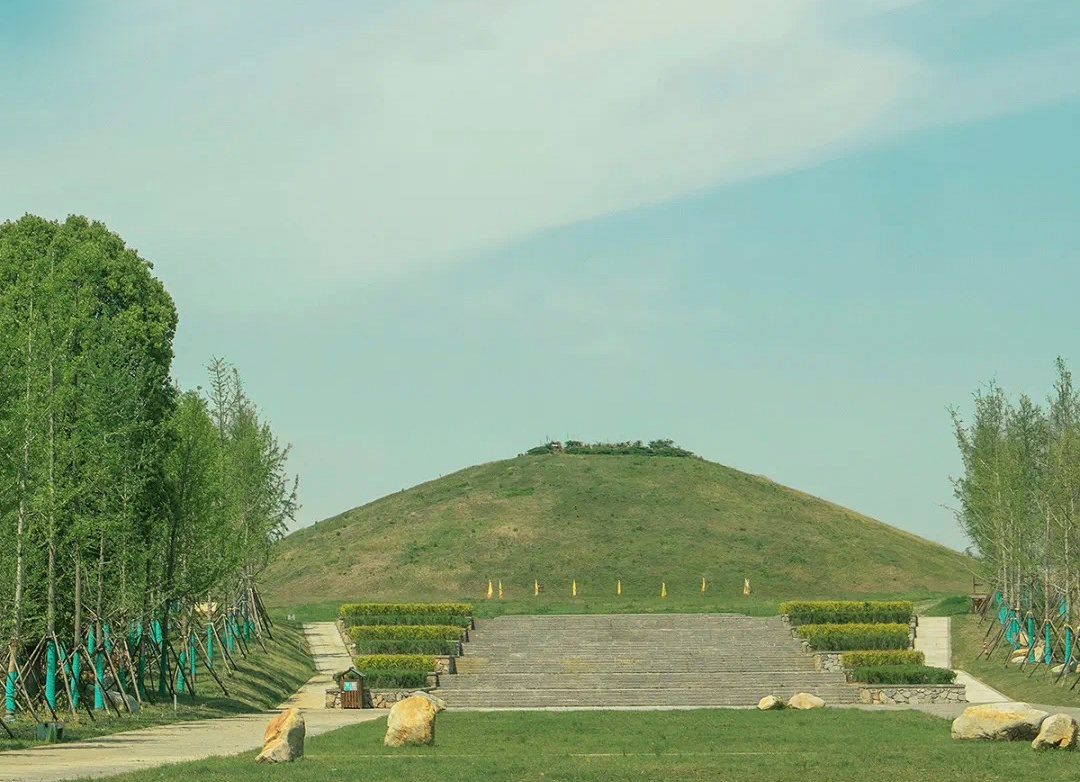 King Chu's Mausoleum