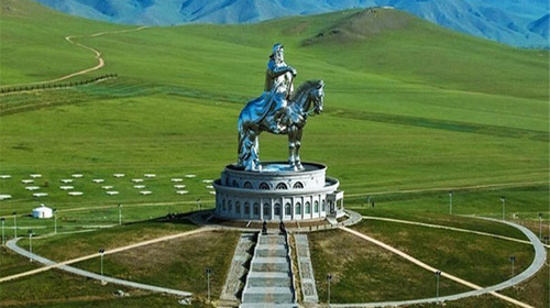 The Genghis Khan Equestrian Statue.jpg