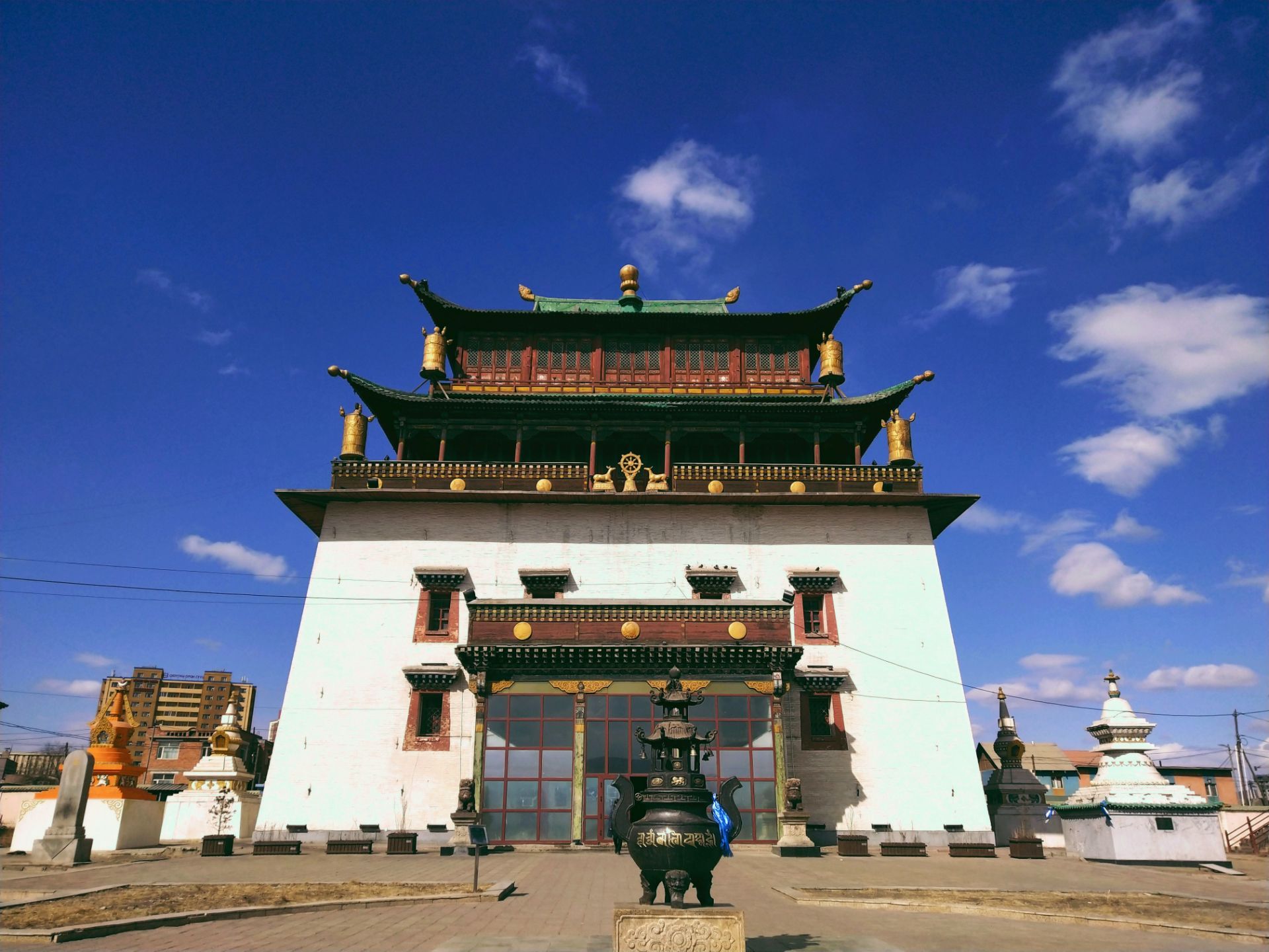 Gandan Monastery.jpg