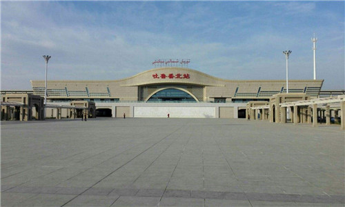 How to get to Turpan