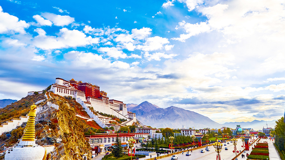 15 Days Silk Road and Tibet Adventure
